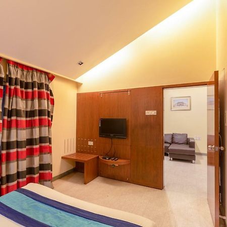 Mint Koregaon Park Next To Osho Ashram Pune Exterior photo