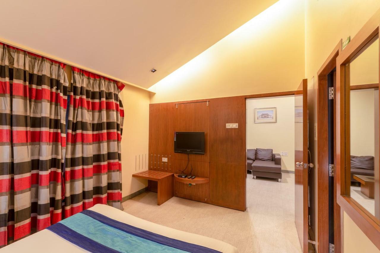 Mint Koregaon Park Next To Osho Ashram Pune Exterior photo